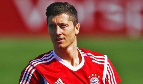 Levandovski Ginnesin Rekordlar kitabında<b style="color:red"></b>