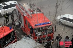 Saatlı rayonunda ticarət mərkəzi yanıb<b style="color:red"></b>
