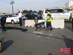 "Avtovağzalın qarşısındakı əsas yolda çatlar xeyli genişlənib"<b style="color:red"></b>