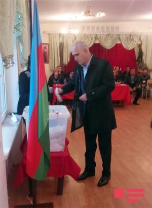 "Sahibkarlıq fəaliyyəti üzrə lisenziyaların sayı kəskin azalacaq"<b style="color:red"></b>