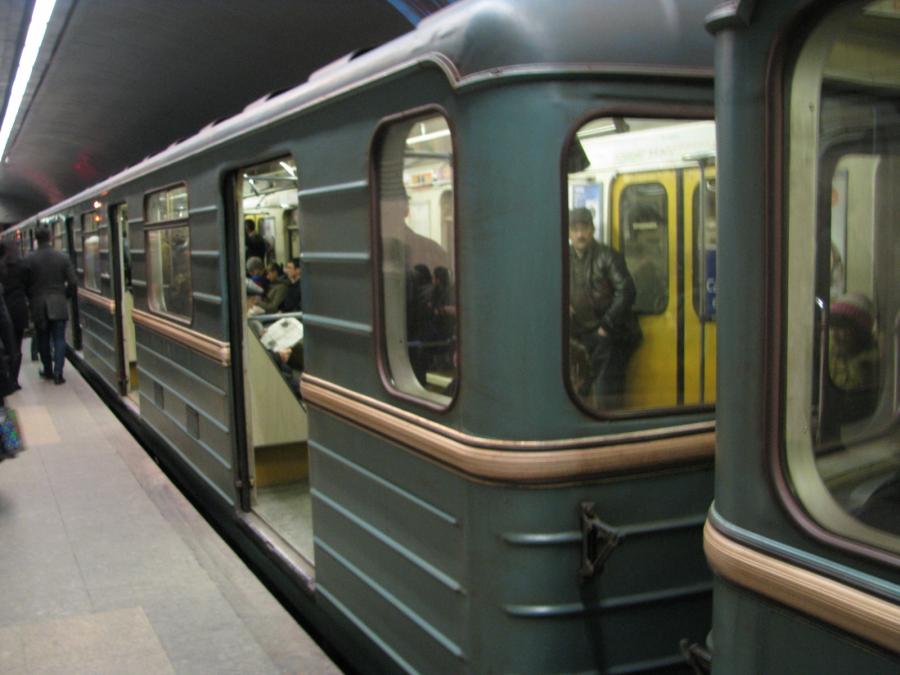 Bakı metrosunda gecikmə <b style="color:red"></b>