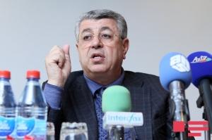 Xalik Məmmədov: "Dənizin üzərində gödəkçələr tapılıb, itkin düşənlərdən tapılan yoxdur"<b style="color:red"></b>
