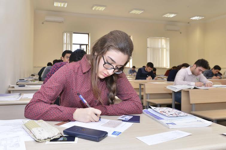 Ali Neft Məktəbində semestr imtahanlarını britaniyalı müəllimlər keçirir <b style="color:red"></b>