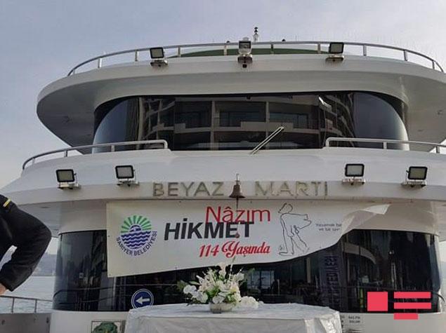 Nazim Hikmətin ad günü 65 il əvvəl Türkiyədən qaçdığı gəmidə qeyd olunub<b style="color:red"></b>