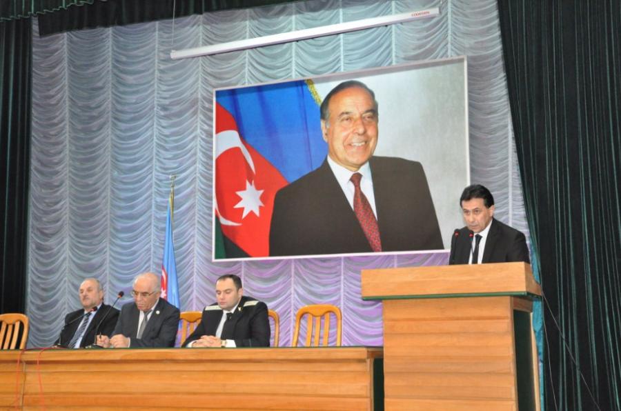 Mingəçevirdə radikal dini ideyaların dövlətçiliyə zərərləri müzakirə olundu<b style="color:red"></b>