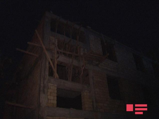 Bakıda fəhlə 4-cü mərtəbədən yıxılaraq ölüb<b style="color:red"></b>