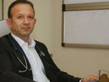 Mehmet Əli Birandın həkimi: "Necə oldu, bilmirəm"<b style="color:red"></b>