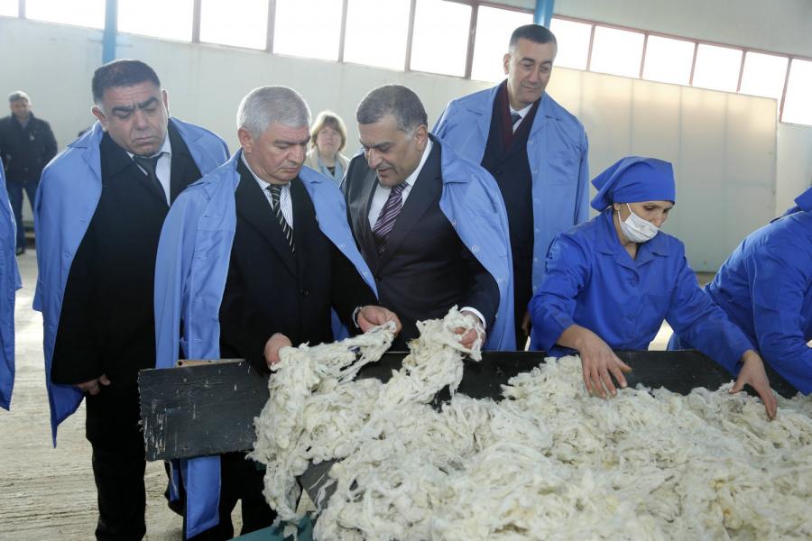 Ağcabədidə yun emalı fabriki fəaliyyətə başladı<b style="color:red"></b>