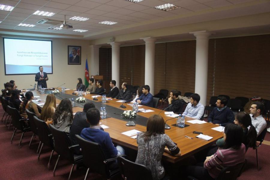 Dövlət Komitəsində "Vergi uçotu" mövzusunda seminar <b style="color:red"></b>