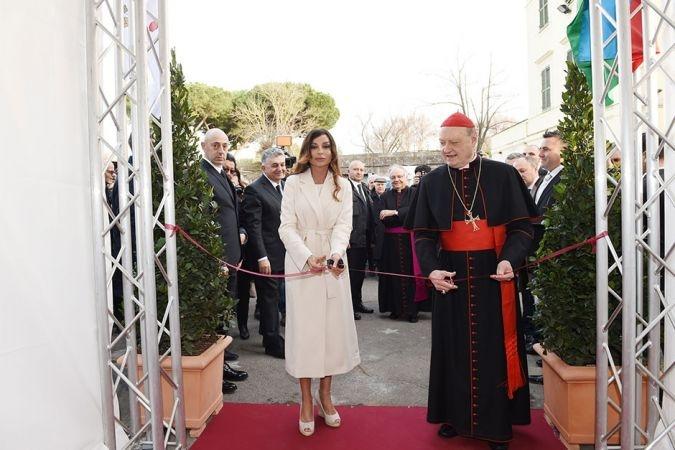 Mehriban Əliyeva Vatikanda müqəddəs katakombaların açılışında <b style="color:red"></b>