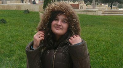 Bakıda 18 yaşlı qız itkin düşüb<b style="color:red"> (FOTO)</b>