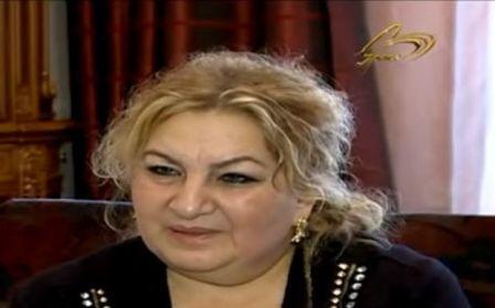 Metroda səsini eşitdiyimiz qadın - <b style="color:red">Video</b>