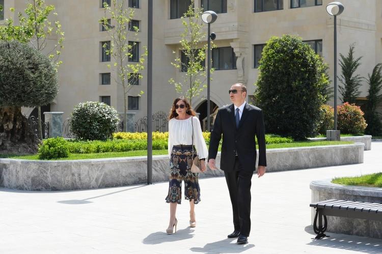 Prezident və xanımı Binədə<b style="color:red"></b>