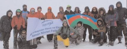 "Heydər zirvəsi"nə kütləvi yürüş başa çatıb <b style="color:red"></b>