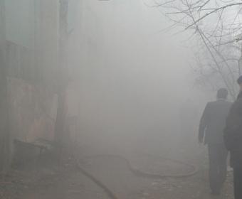 "525-ci qəzet"in binasında yanğın<b style="color:red"> (FOTO, Yenilənib-4)</b>
