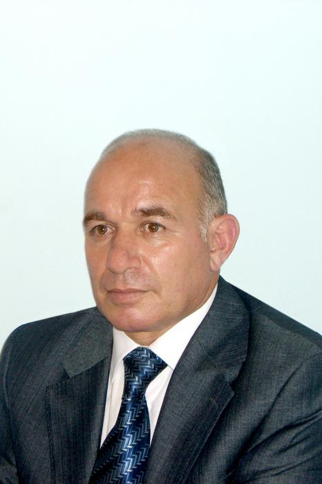 Rəfail Tağızadənin <b style="color:red">şeirləri</b>