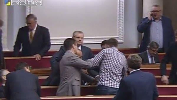 Ukrayna Ali Radasında yenə dava düşdü - <b style="color:red">Video</b>