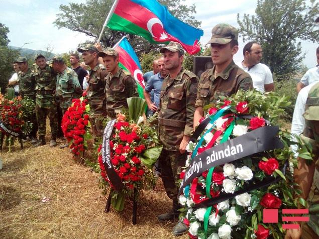 Şəhid əsgər Lerikdə dəfn olundu<b style="color:red"></b>