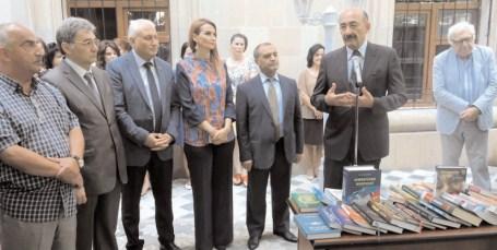 Bakıda yeni mütaliə mərkəzi - <b style="color:red">“Açıq kitabxana” istifadəyə verildi</b>