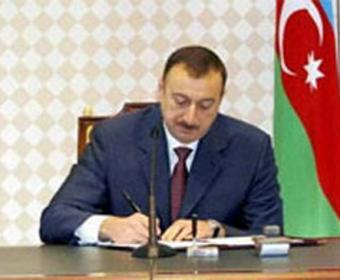 Prezidentin müddətli həqiqi hərbi xidmətə çağırışla bağlı <b style="color:red">sərəncamı</b>