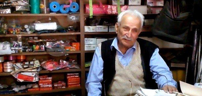 “Yaşayan xəzinələr siyahısı”na düşən şair: “Mükafatım həm də Azərbaycanındır”<b style="color:red"></b>