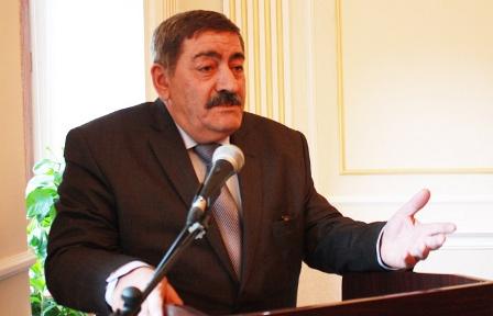 Alimlik və insanlıq örnəyi<b style="color:red"></b>