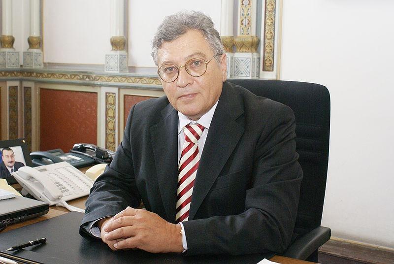 ...və məbədin ruhani doqquzuncusu<b style="color:red"></b>