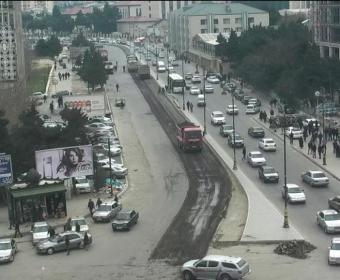 Bakının mərkəzində daha bir yol  bağlandı<b style="color:red"></b>