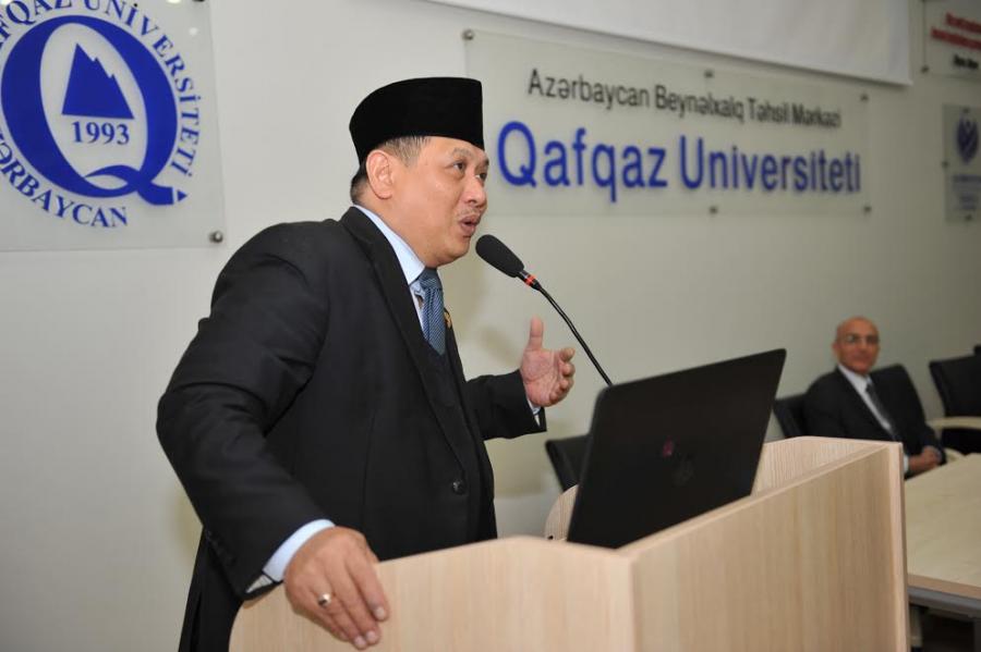 Qafqaz Universitetində İndoneziyada multikulturalizm və tolerantlıq müzakirə edildi<b style="color:red"></b>