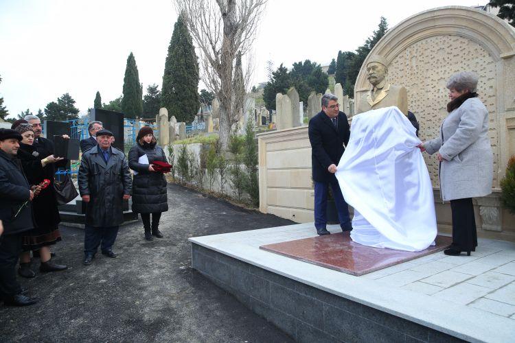 Ağa Musa Nağıyevin qəbirüstü abidəsi bərpa olundu<b style="color:red"></b>
