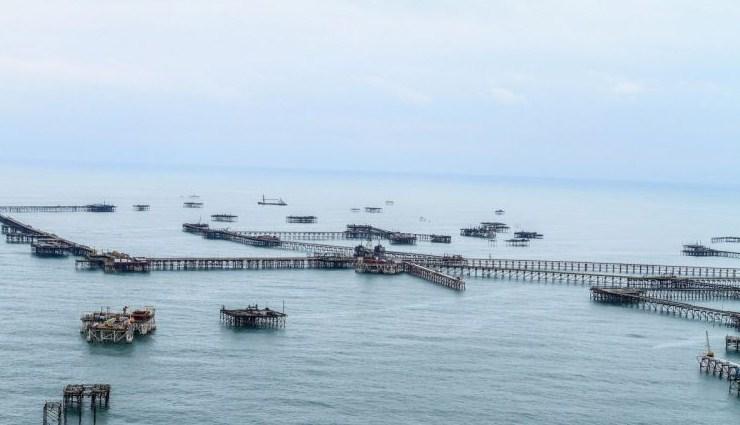 SOCAR-ın platformasında meydançanın bir hissəsi çökdü<b style="color:red"></b>