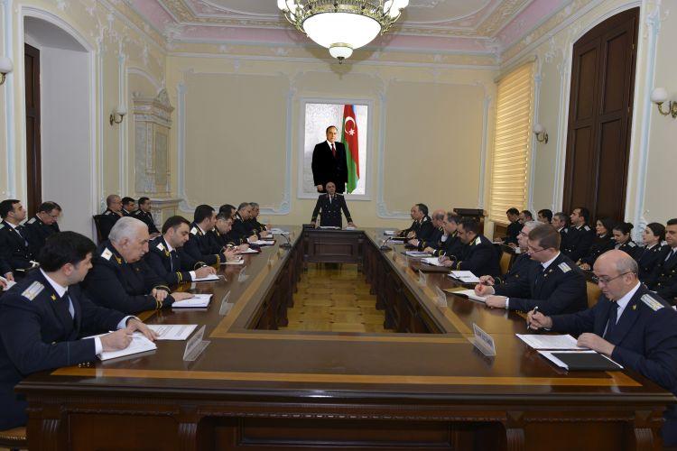 298 vəzifəli şəxs barəsində cinayət işi məhkəməyə göndərilib<b style="color:red"></b>
