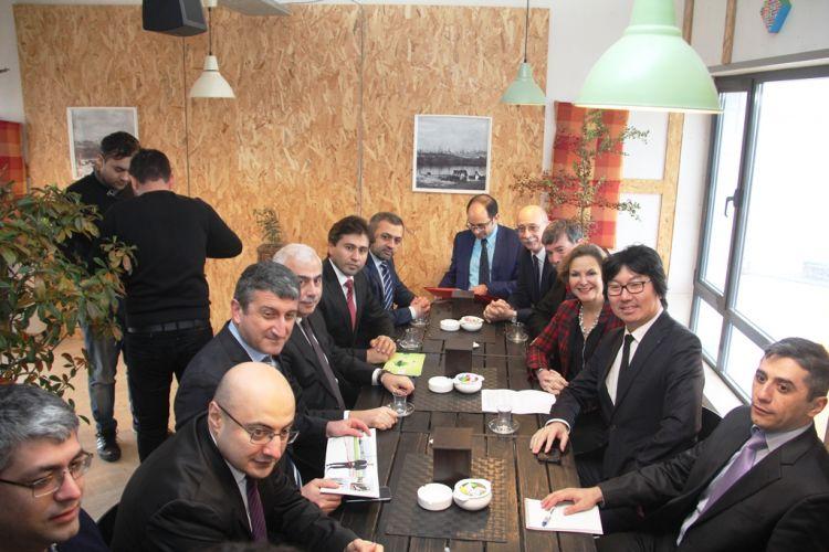 Fransanın dövlət katibi "Təmiz Şəhər"də<b style="color:red"></b>
