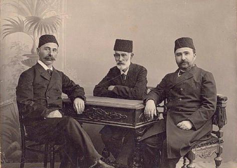 Adı naşirinin adı ilə eyniləşən qəzet<b style="color:red"></b>