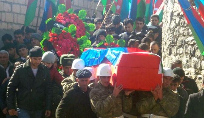 Şəhid hərbçi Şəkidə torpağa tapşırıldı<b style="color:red"></b>
