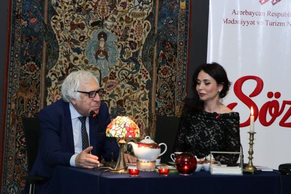 Xalq yazıçısı Anarla görüş <b style="color:red"></b>