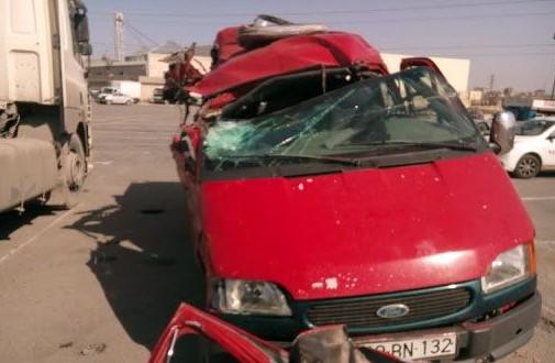Bakı-Sumqayıt yolunda qəzada ölən 5 tələbənin adı açıqlandı<b style="color:red"></b>