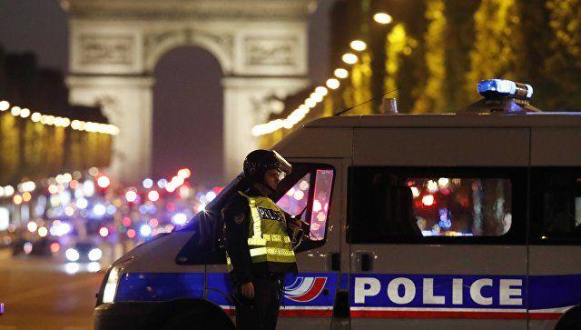 Parisin mərkəzində atışma: 2 polis öldü - <b style="color:red">Yenilənib</b>