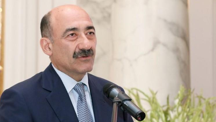 Nazir: "Kitabxanalarda pulsuz “Wi-Fi” olmalıdır”<b style="color:red"></b>
