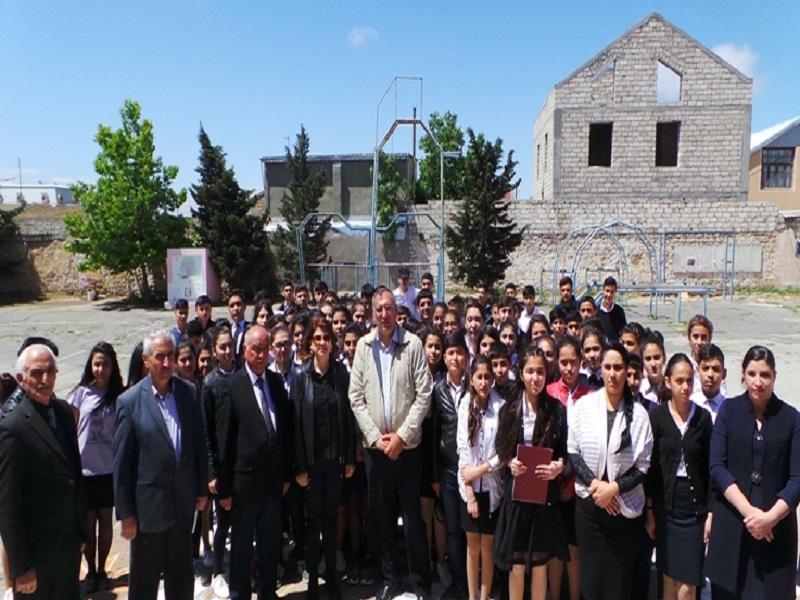 Laçın məktəbində Şərif Ağayarla “İmzalı görüş” <b style="color:red"></b>