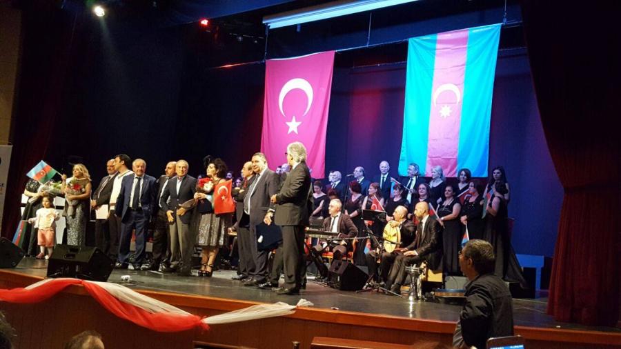 İstanbulda "Bir millət - iki dövlət" təntənəsi - <b style="color:red">Fotolar</b>