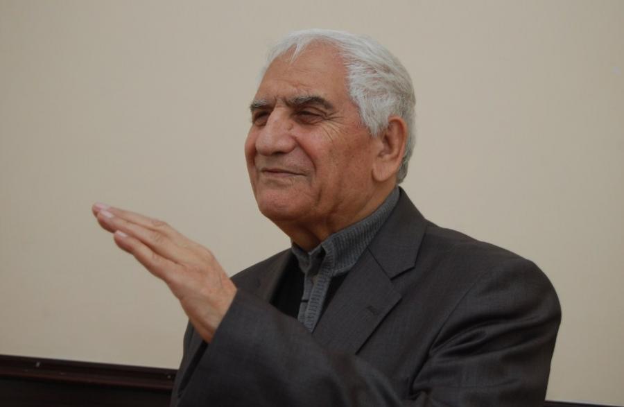 Şairin ədəbi mühiti və ədəbi taleyi<b style="color:red"></b>