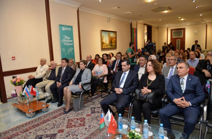 “Türkiyə ədəbiyyatı antologiyası” ictimaiyyətə təqdim olundu<b style="color:red"></b>