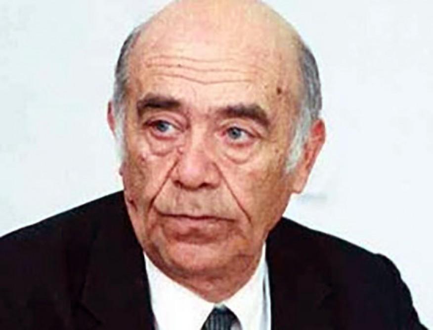 Əlibala Hacızadənin doğum günüdür<b style="color:red"></b>