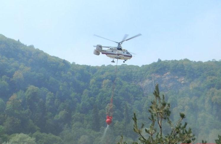 Gürcüstanda yanğınların söndürülməsinə yenidən helikopter göndərildi<b style="color:red"></b>
