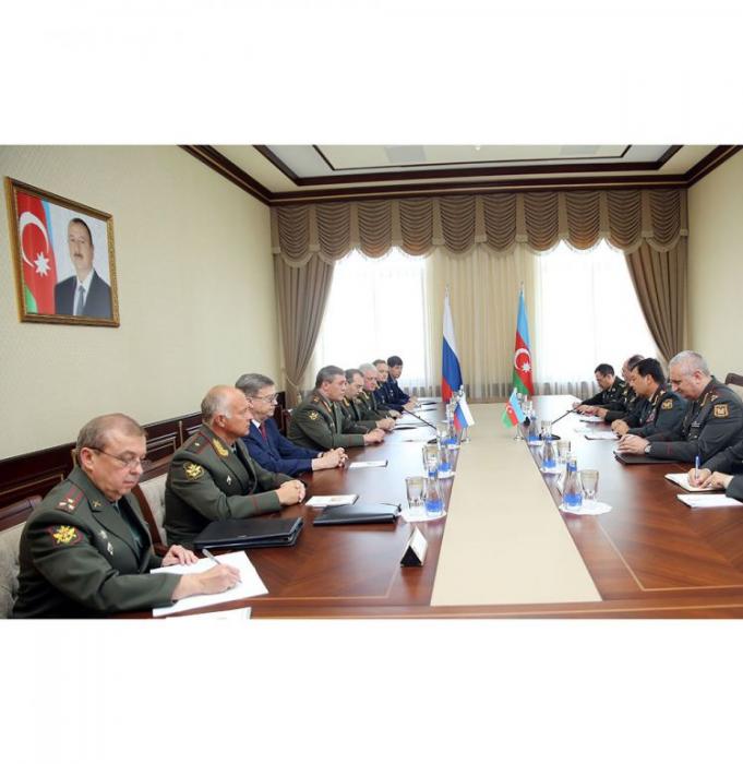 Gerasimovdan NATO Hərbi Komitəsinin rəhbəri ilə görüşün təşkilinə görə minnətdarlıq<b style="color:red"></b>
