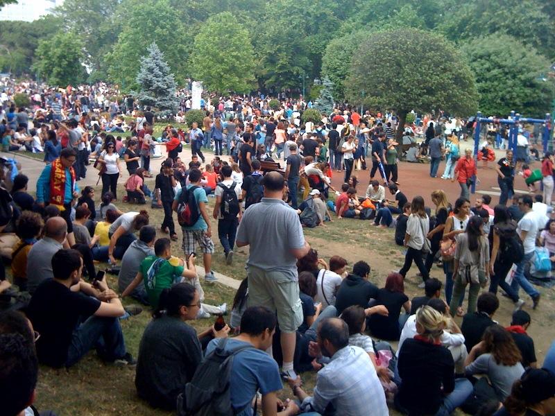 İstanbul və Ankarada aksiyalar davam edir -<b style="color:red"> FOTO</b>