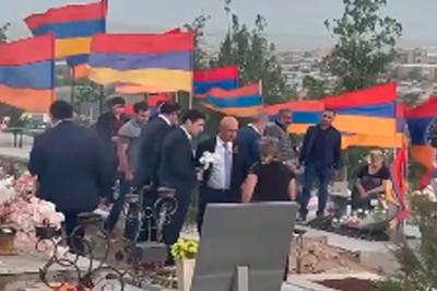 Əsgər valideynləri Koçaryanı qəbiristanlıqdan qovublar - VİDEO