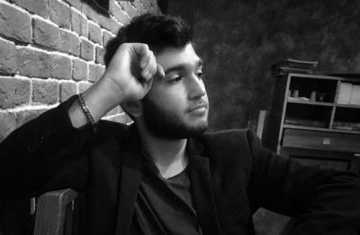 Keçmişə qayıdıb babanızı öldürsəniz... - El Romandan yeni yazı 