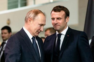 Putin Makronla Qarabağı müzakirə edib